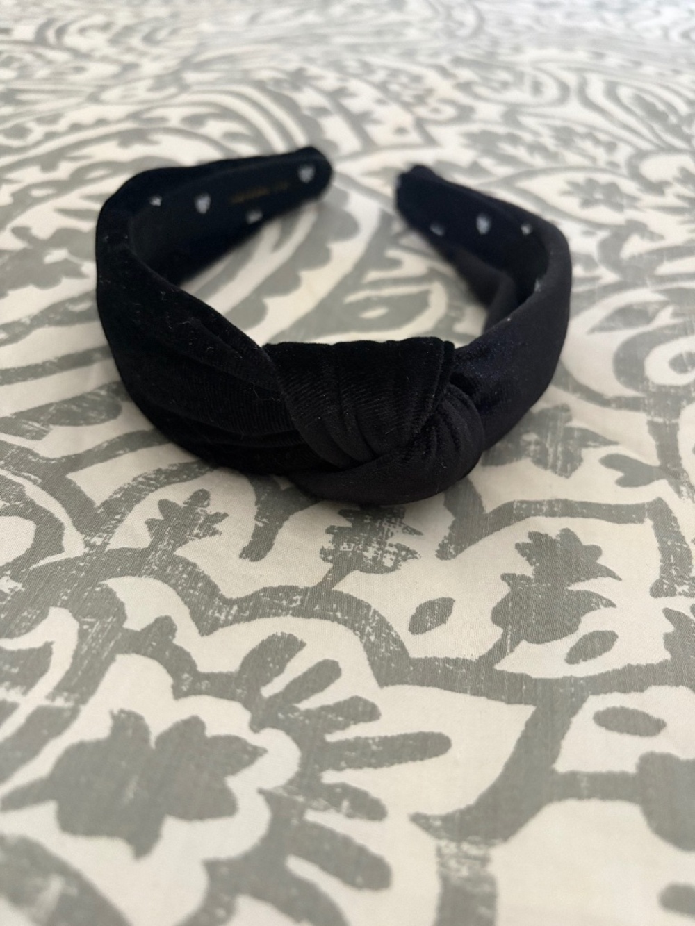 Lele Sadoughi Black Velvet Headband